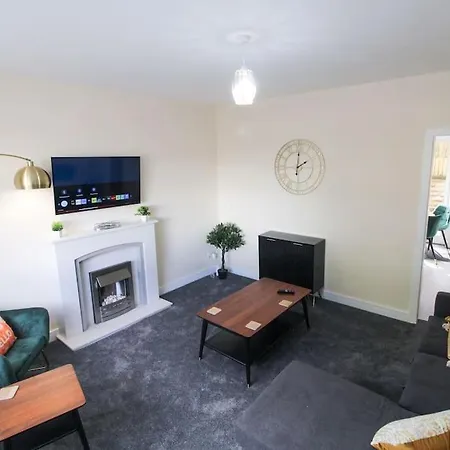 Cosy Modern 3 Bedroom House In Vakantiehuis Bradford (West Yorkshire)