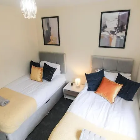 펜션 Cosy Modern 3 Bedroom House In