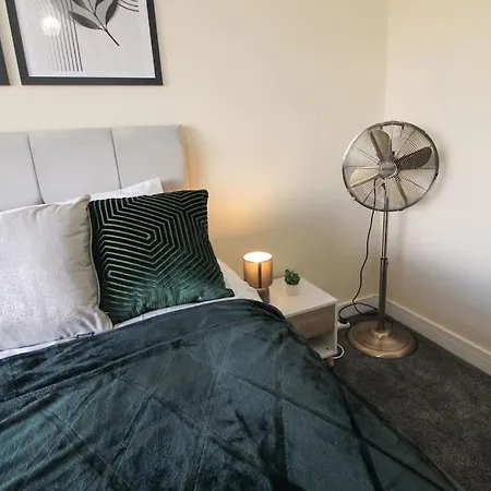 Cosy Modern 3 Bedroom House In * 브래드퍼드