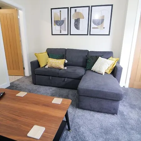 Cosy Modern 3 Bedroom House In 브래드퍼드