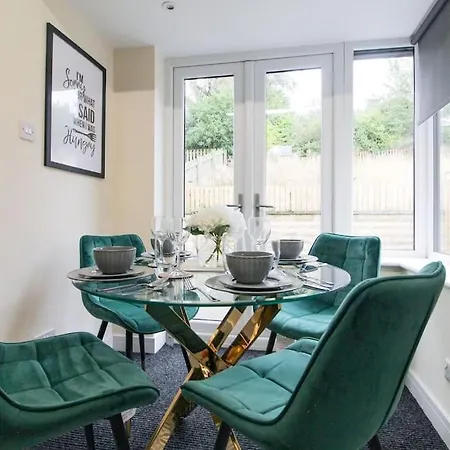 Cosy Modern 3 Bedroom House In Holiday home Bradford (West Yorkshire)