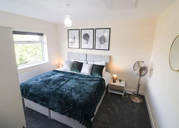 Holiday home Cosy Modern 3 Bedroom House In