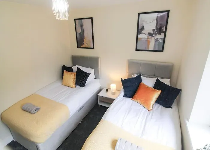 Vakantiehuis Cosy Modern 3 Bedroom House In