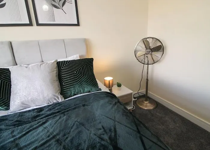 Cosy Modern 3 Bedroom House In * Bradford (West Yorkshire)