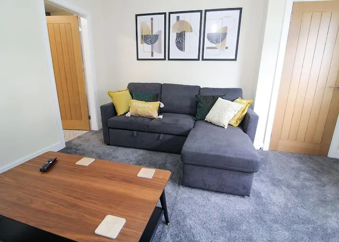 Cosy Modern 3 Bedroom House In Bradford (West Yorkshire)
