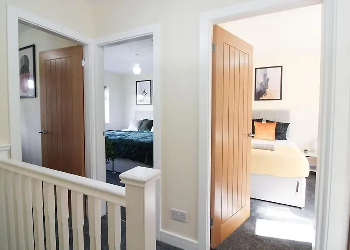 Vakantiehuis Cosy Modern 3 Bedroom House In *