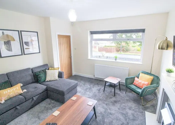 Cosy Modern 3 Bedroom House In Bradford (West Yorkshire)